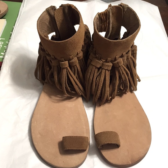 Jeffrey Campbell Borla Tan Suede Fringe Tassel Sz7 - Picture 3 of 9